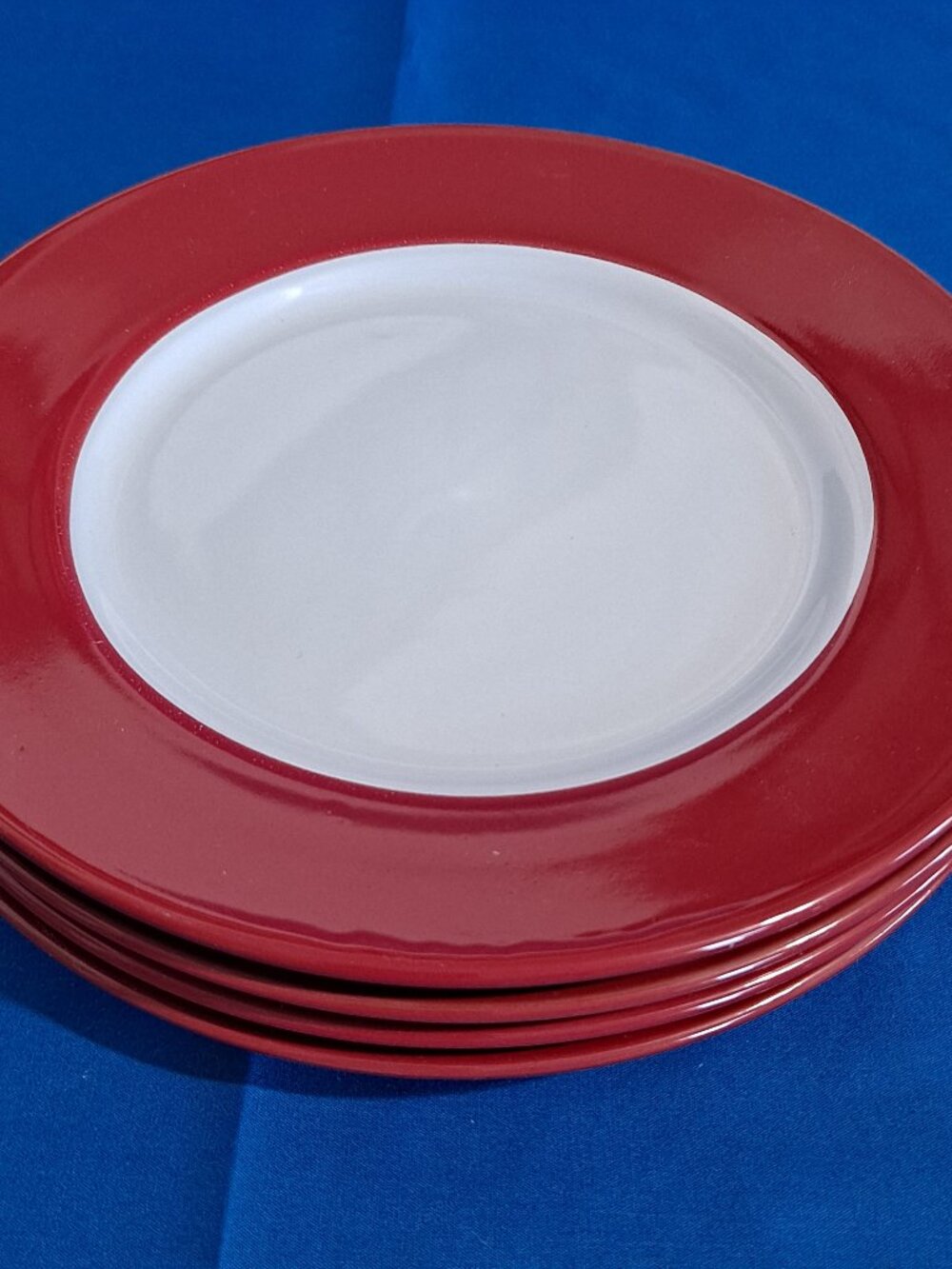 Set 4 Royal Norfolk RED & WHITE 8 1/4" Salad PLATES Serving Stoneware Two-Tone